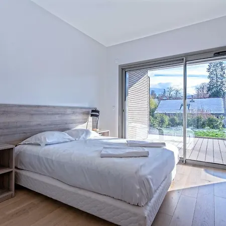 아파트 T5 Terre Eo Rdc A Proximite Du Lac D'annecy